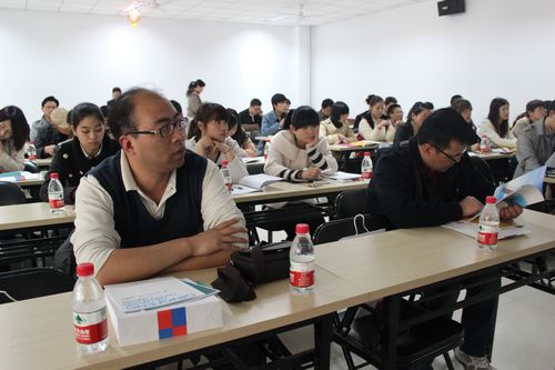 新鄉網站客服部第一期服務咨詢日會議報道